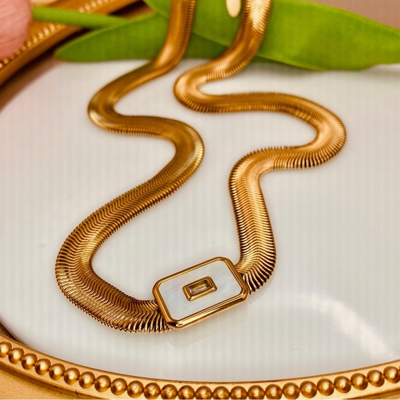 Stunning Mother of Pearl CZ Accent Mega Herringbone Statement Necklace in Gold - Picture 3 of 5